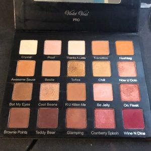 Violet Voss Holy Grail HG Eyeshadow Palette